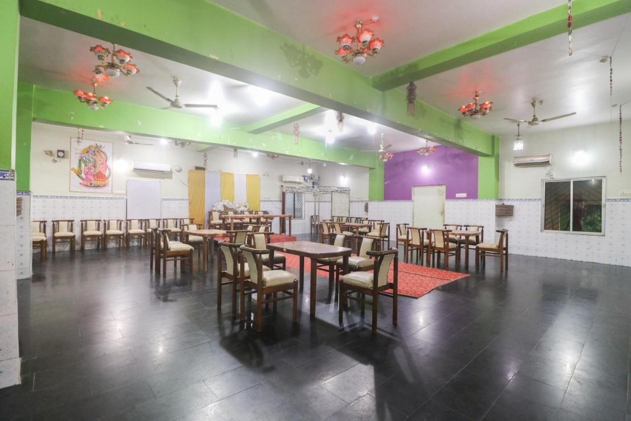 Spot On 65043 Hotel Kalinga Palace Kendrapara Exterior photo